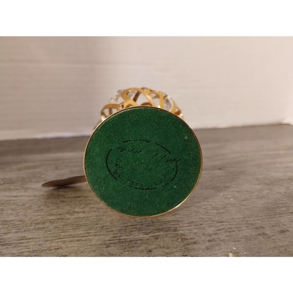 Mascot Inc. World Globe 24K Gold Plated Desk Sun Catcher 3 1/2" Austrian Crystal - Picture 6 of 6